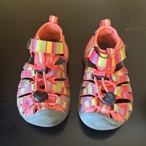 Keen Whisper Waterproof Hiking Sport Sandal. Kids Size 8.